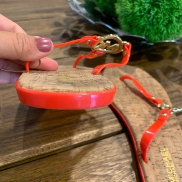 michael KORS sandals. Orange/cork footbed. Size 10. New condition. - Picture 9 of 10